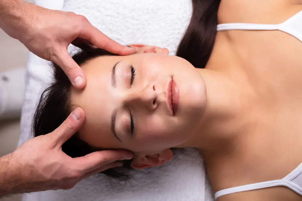 ways massage reduces stress
