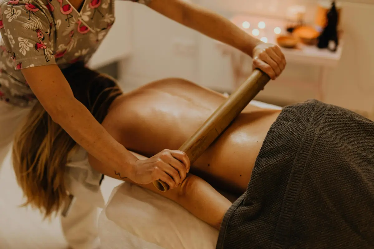 Ayurvedic Abhyanga massage at home in Hyderabad